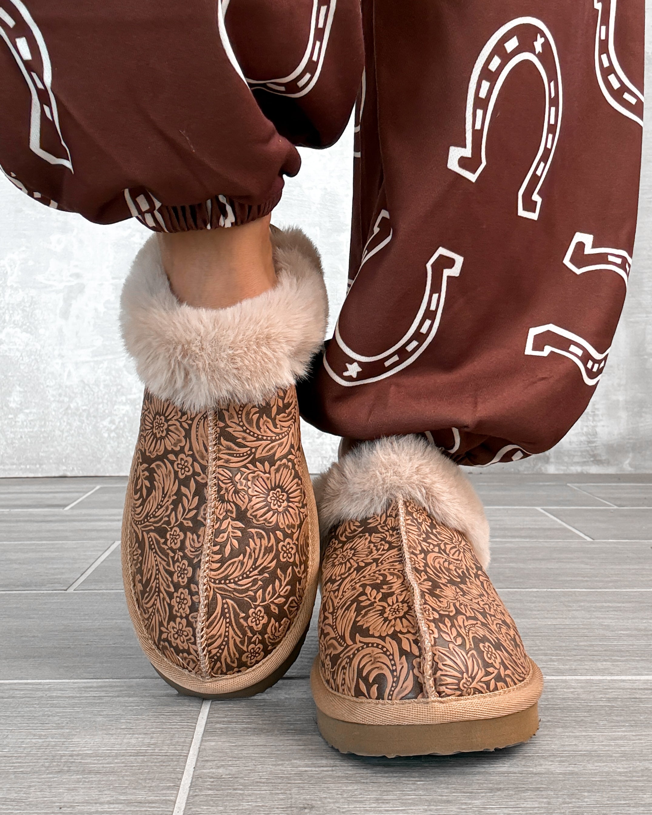Lolly Embossed Fur Lined Slippers - Nude