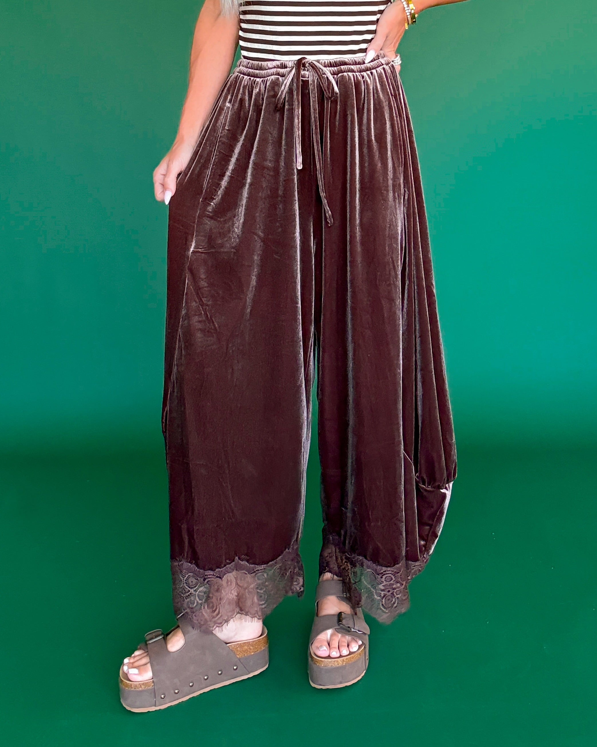 Velvet Kisses Balloon Leg Lace Pants - Vintage Mocha