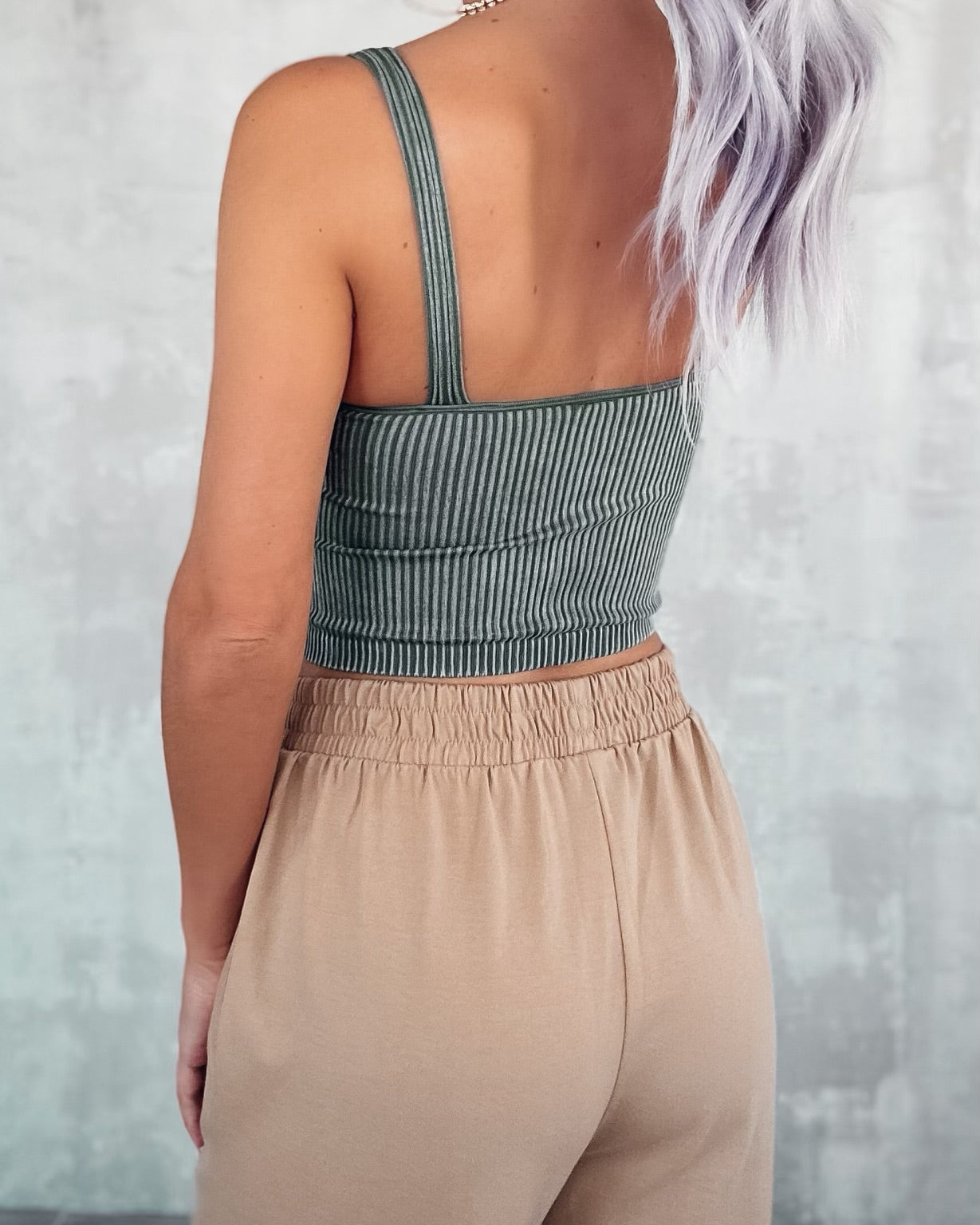 Everyday Staple V-Neck Ribbed Crop Top - Turquoise Green