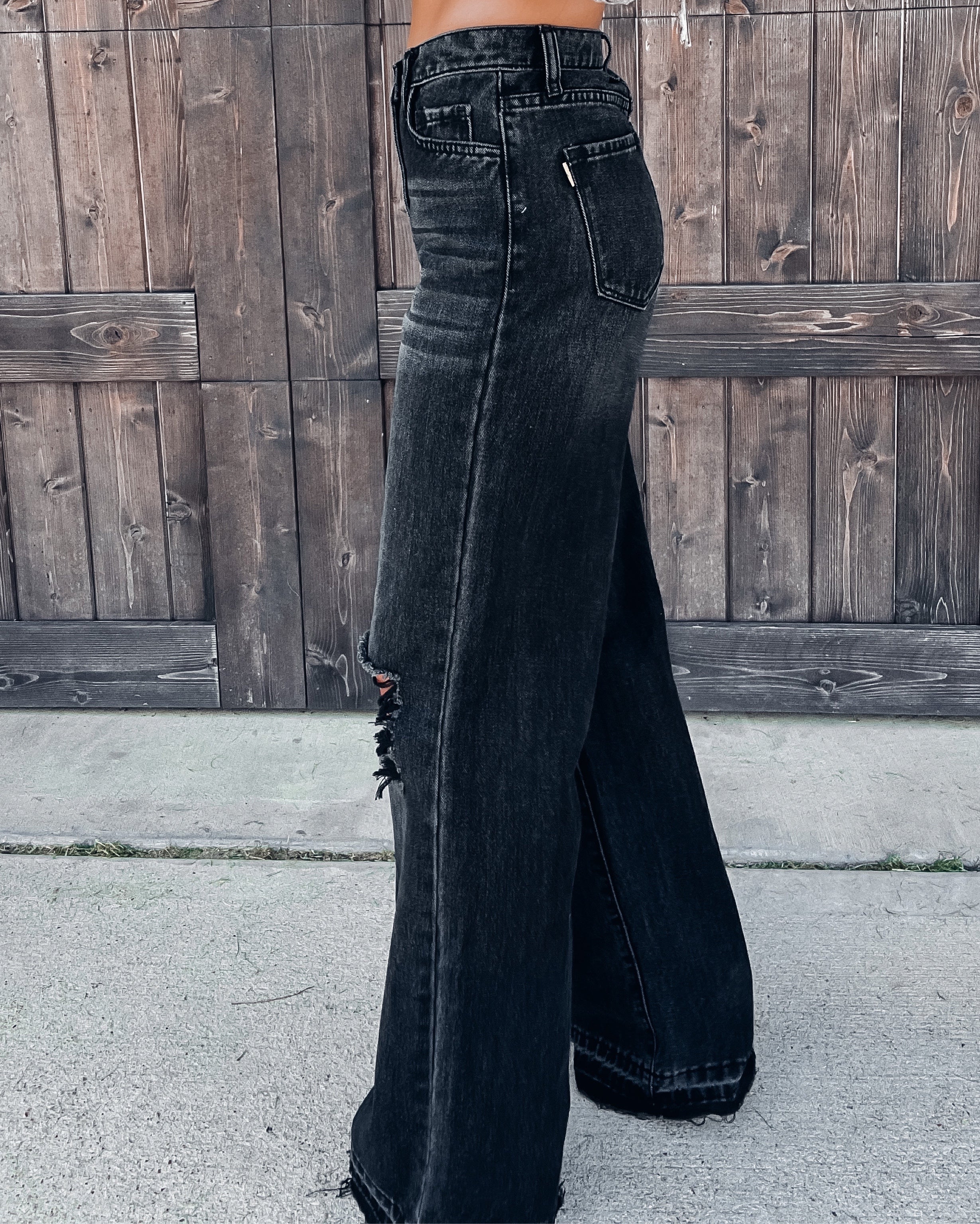 Journee Distressed Wide Leg Jeans - Vintage Black